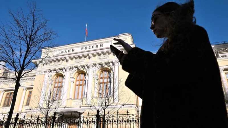 В Госдуме разъяснили жителям РФ, как будут действовать лимиты на банковские карты