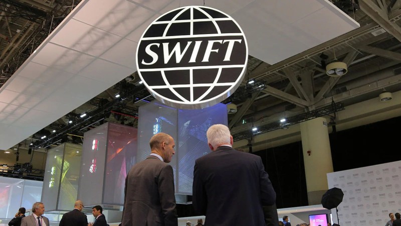 Сирию собираются подключить к SWIFT