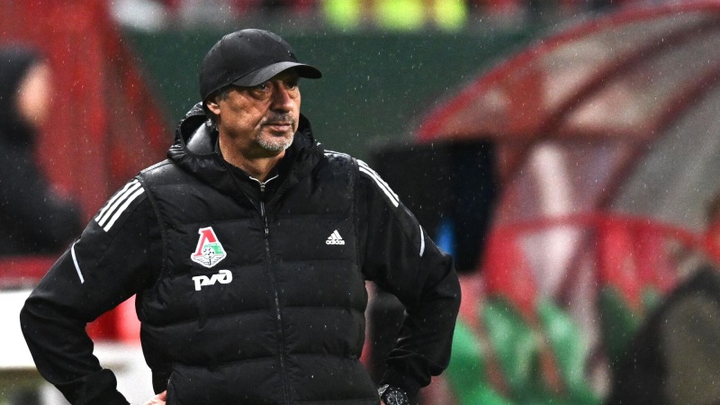 Тренер вратарей «Локомотива» стал жертвой телефонных мошенников