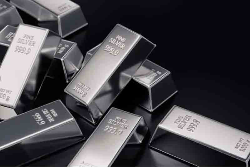 Серебро торговалось дороже 48 $ впервые с 2011 года