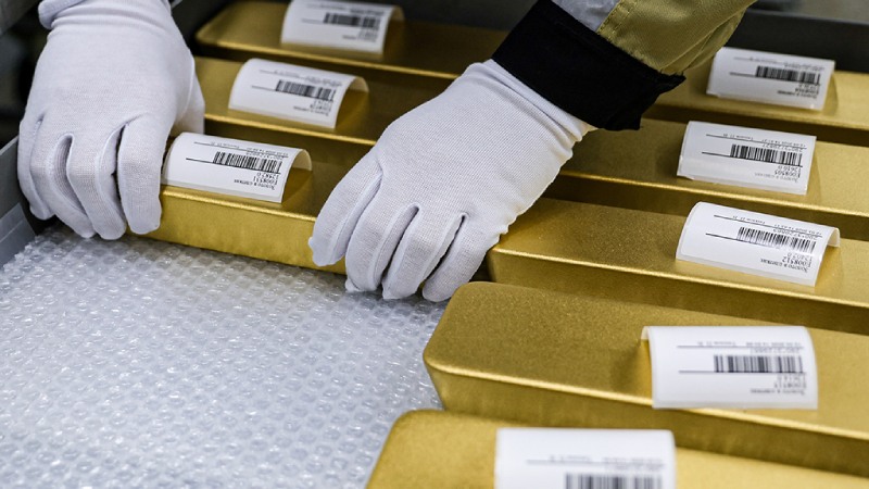 Золотые торги на бирже стали реальностью в РФ