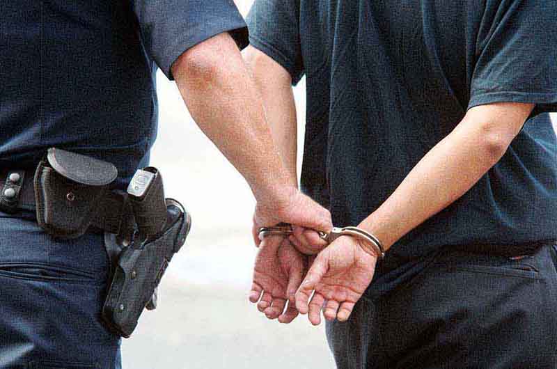 В Сингапуре для интернет-мошенников ввели телесные наказания