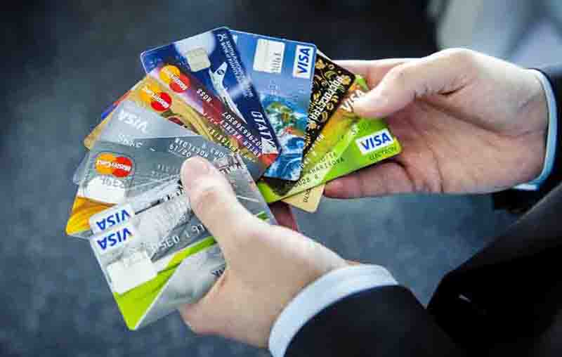 Мошенники предлагают займы всем желающим через виртуальную кредитную карту