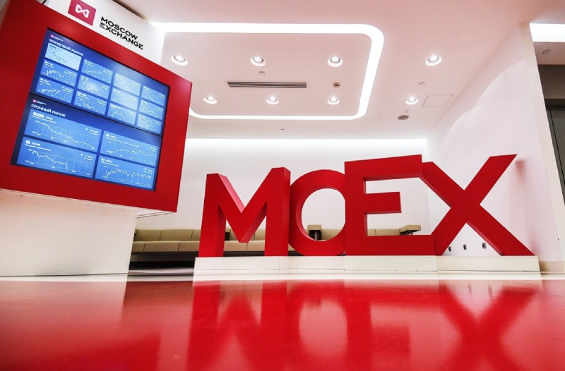 В РФ вступили в силу новые правила для брокеров: большинство из них не прошли комиссию