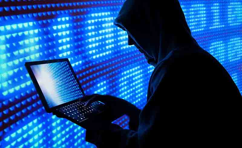 Мошенники похищают доступ к «Госуслугам» под предлогом новых правил общения с УК